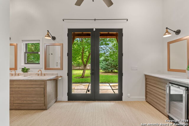509 W Austin St, Fredericksburg, Texas image 18