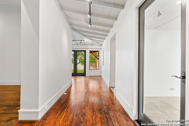 509 W Austin St, Fredericksburg, Texas image 29