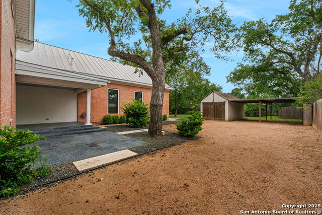 509 W Austin St, Fredericksburg, Texas image 34