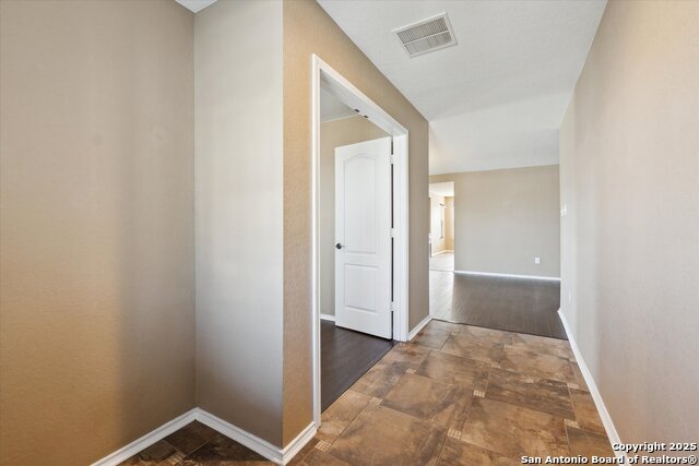 7503 Copper Meadow, Converse, Texas image 4