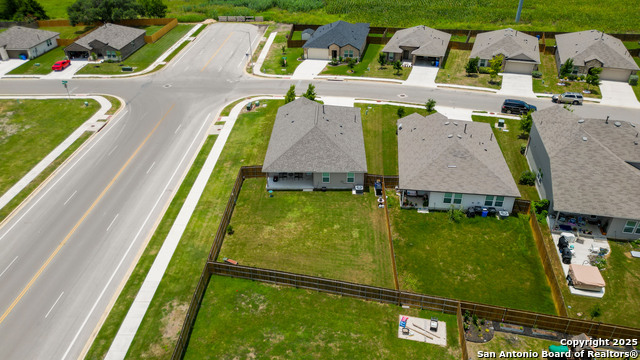 1301 Parkwood, Seguin, Texas image 8