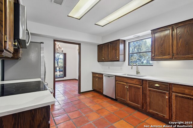 560 Stoney Ridge, Bulverde, Texas image 12