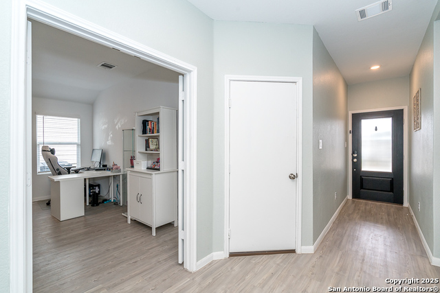 10711 Hernando, Converse, Texas image 14