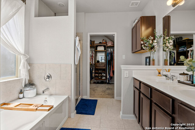 10319 Barbeque Bay, Converse, Texas image 16