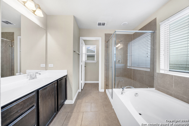 8470 Buckhorn Parke, San Antonio, Texas image 17