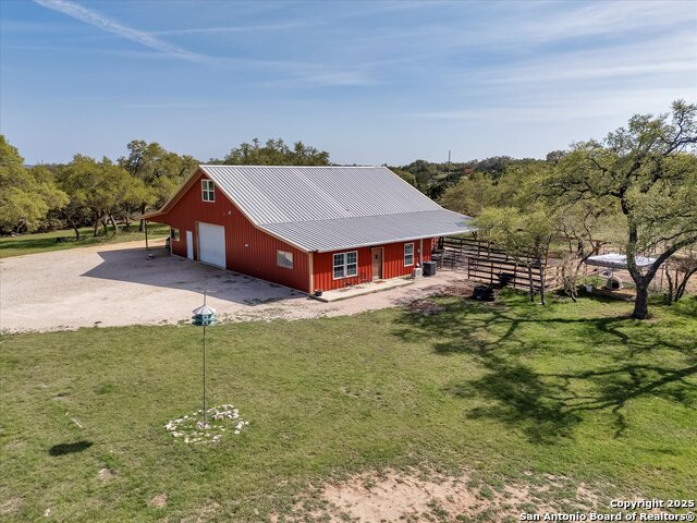 1496 Logans Way, Blanco, Texas image 2