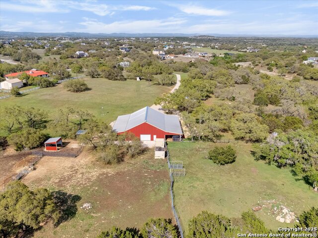 1496 Logans Way, Blanco, Texas image 4