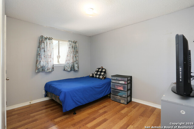 246 Flintstone Ln, Universal City, Texas image 14