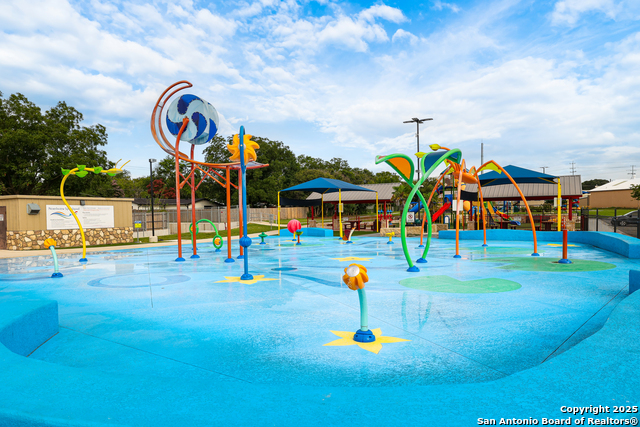 246 Flintstone Ln, Universal City, Texas image 30