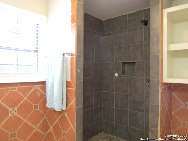 226 River Bluff, Lytle, Texas image 15