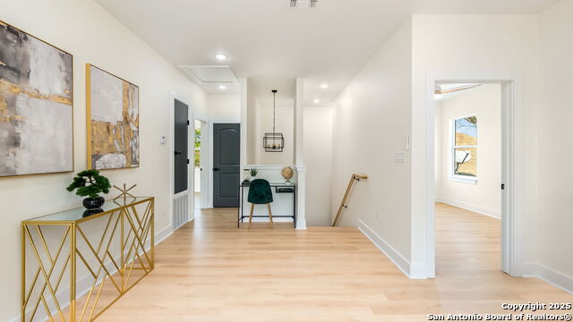 527 Montana, San Antonio, Texas image 11