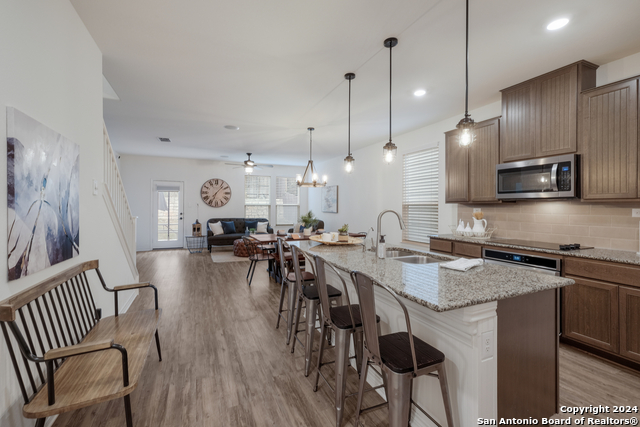 627 Anthem Ln, New Braunfels, Texas image 1