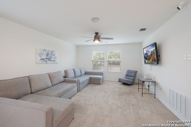 627 Anthem Ln, New Braunfels, Texas image 19