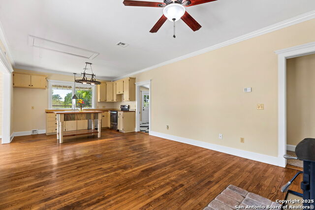 395 Dale Ln, Dale, Texas image 13