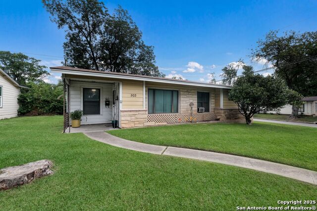 503 Storeywood, San Antonio, Texas image 2