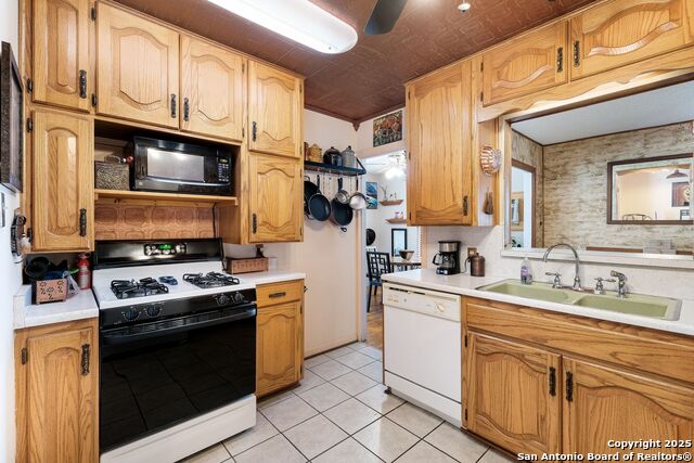 503 Storeywood, San Antonio, Texas image 7