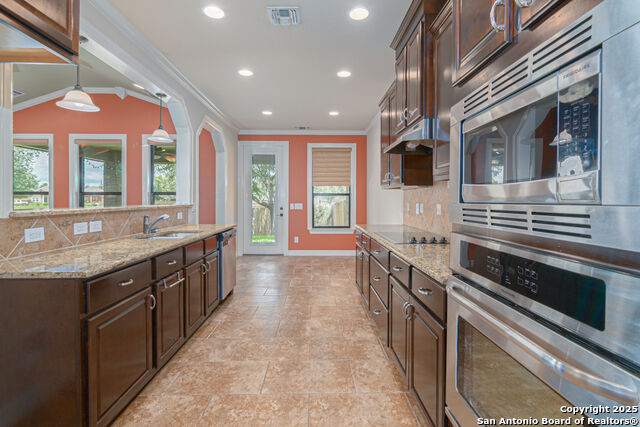 608 Westberg, Seguin, Texas image 19