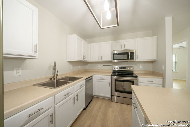 10603 Shaenpath, San Antonio, Texas image 10
