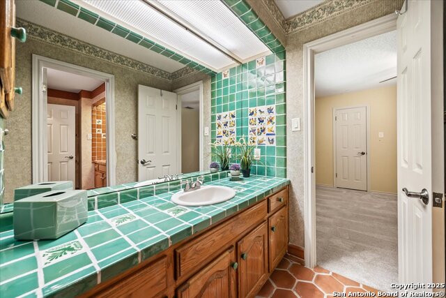 2719 Whisper Dove, San Antonio, Texas image 31