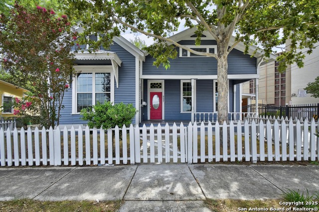 327 Barrera, San Antonio, Texas image 1