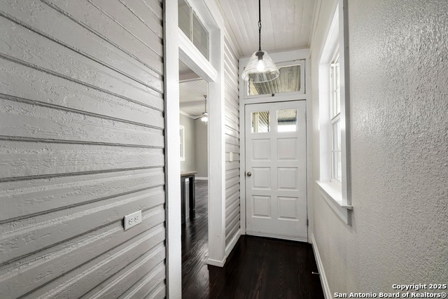 327 Barrera, San Antonio, Texas image 15
