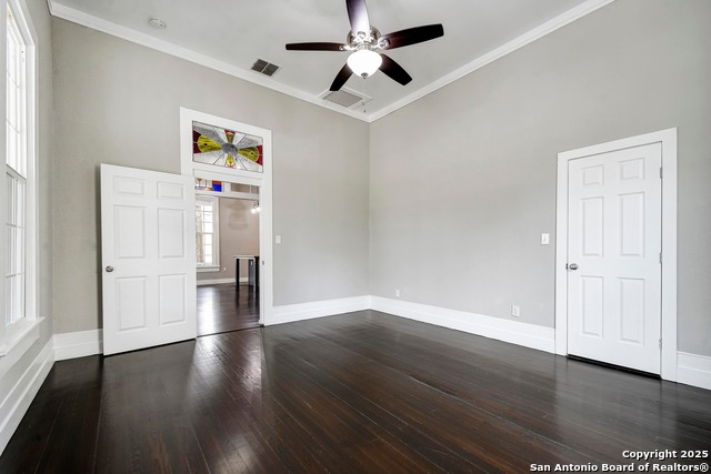 327 Barrera, San Antonio, Texas image 20