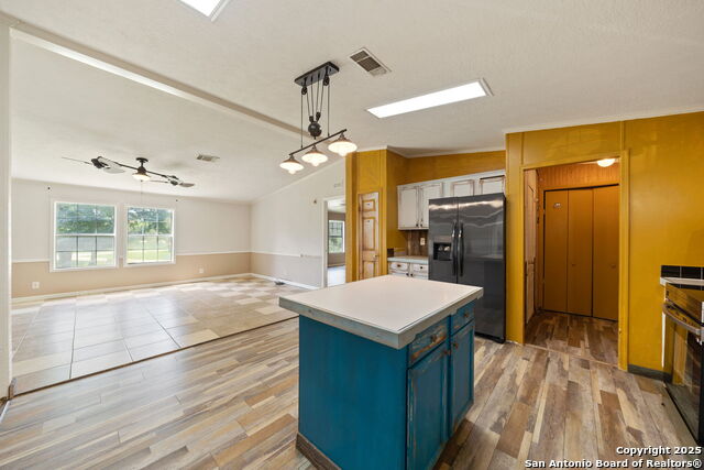 357 Dallas, Bandera, Texas image 11