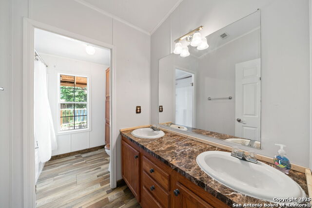 357 Dallas, Bandera, Texas image 20