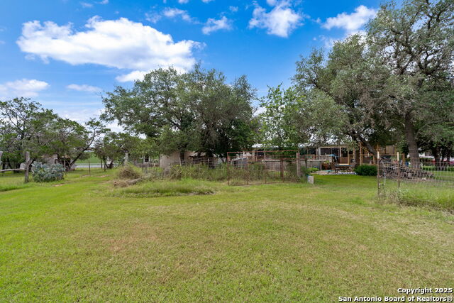 357 Dallas, Bandera, Texas image 33