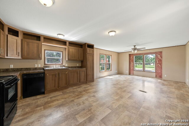 357 Dallas, Bandera, Texas image 42