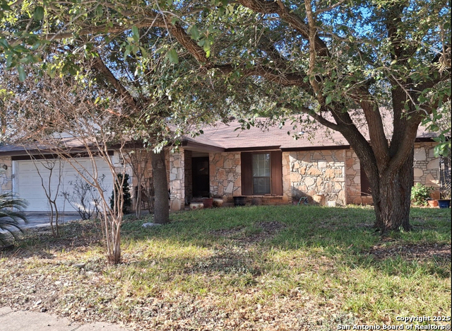 5207 Starfire, Kirby, Texas image 1