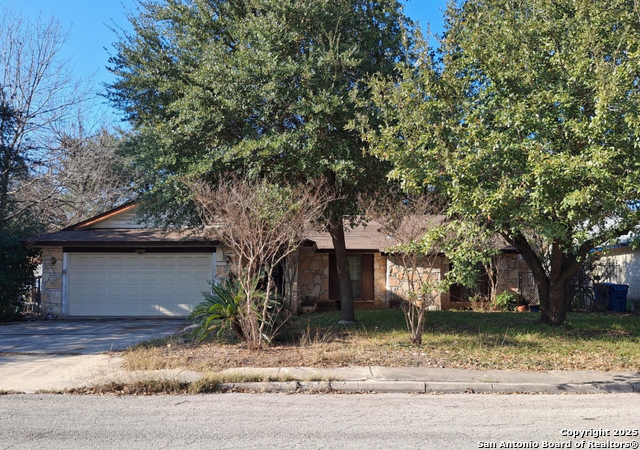 5207 Starfire, Kirby, Texas image 2
