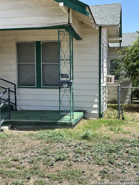 123 Carroll, San Antonio, Texas image 4