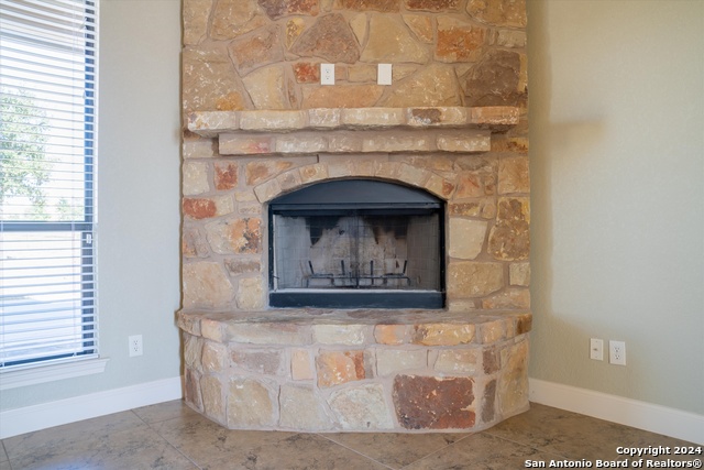 117 Abrego Run, Floresville, Texas image 16