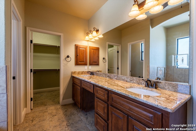 117 Abrego Run, Floresville, Texas image 25