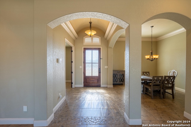117 Abrego Run, Floresville, Texas image 6