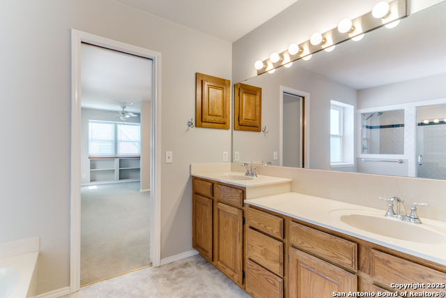 1311 Summit Creek, San Antonio, Texas image 10