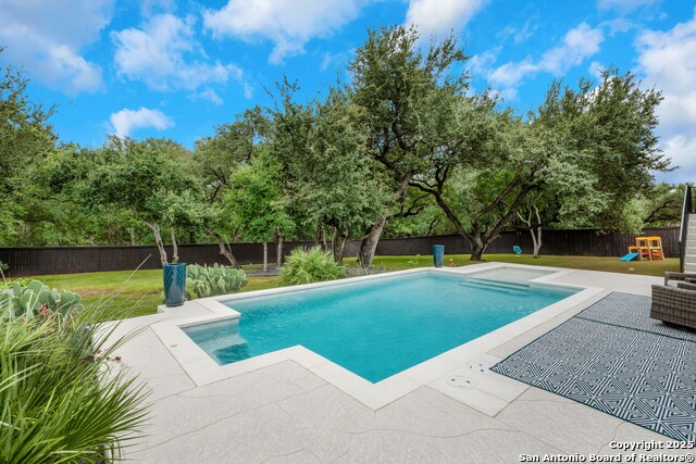 571 Englewood, Castroville, Texas image 3