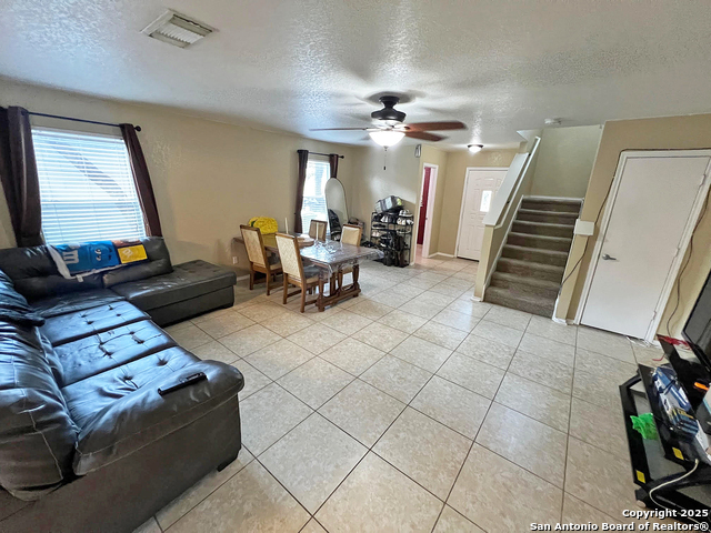 307 Amberdale Oak, San Antonio, Texas image 4
