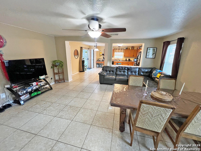 307 Amberdale Oak, San Antonio, Texas image 6