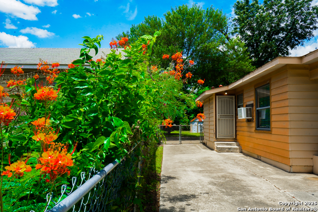 323 Pletz Dr, San Antonio, Texas image 2