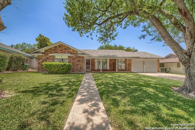13706 Landmark Hill, San Antonio, Texas image 2