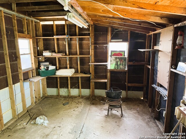 19905 Casias, Somerset, Texas image 6