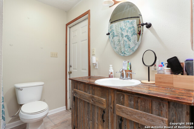 243 Eileen, Pleasanton, Texas image 23