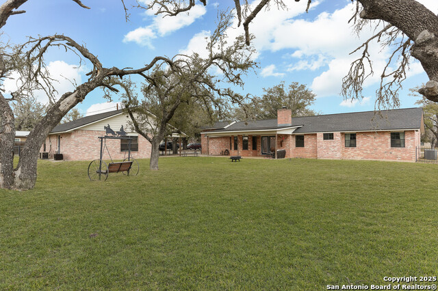 243 Eileen, Pleasanton, Texas image 25