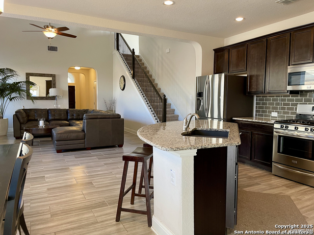 22415 Akin, San Antonio, Texas image 5