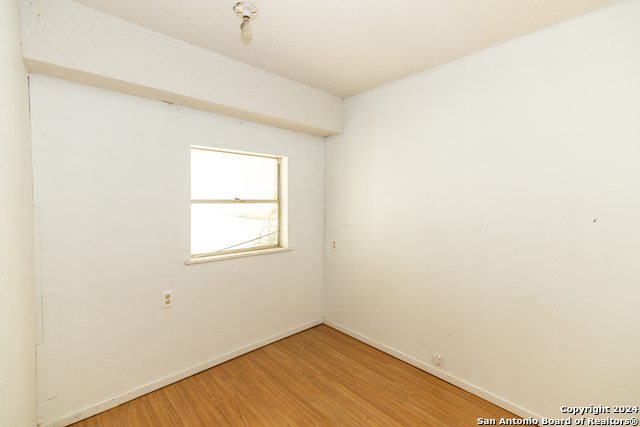 908 Broadway, Jourdanton, Texas image 8