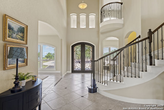 138 Scarlet Ct, Canyon Lake, Texas image 3