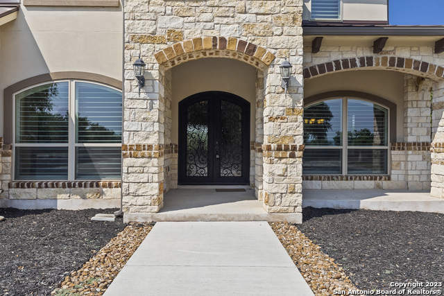 138 Scarlet Ct, Canyon Lake, Texas image 7