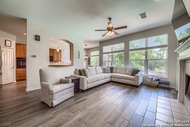 24106 Middle Fork, San Antonio, Texas image 12
